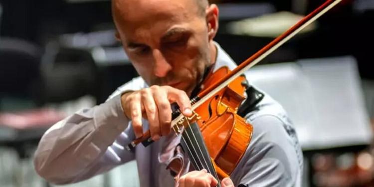 Travolto in bici a Bari: morto Enrico Vacca, violinista del Teatro Petruzzelli