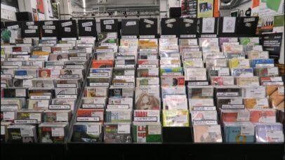 Os CDs voltaram — e achamos que sabemos por quê