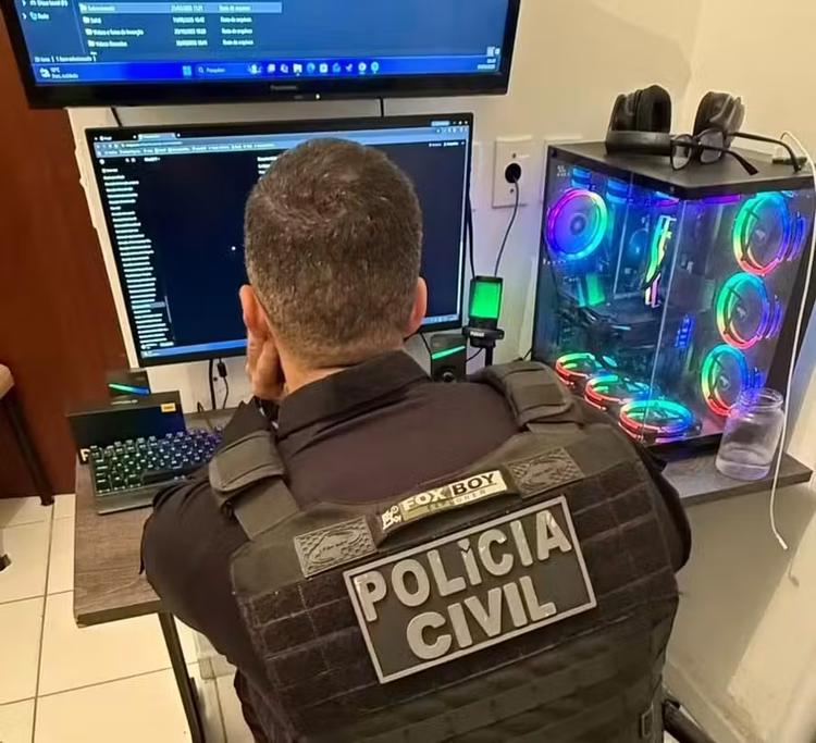 Polícia faz operação contra grupo que planejava atentados em Brasília durante as eleições