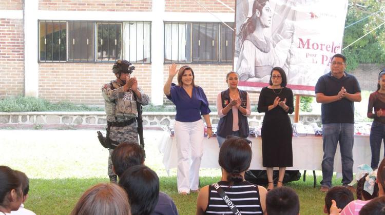 Rosbelia Benítez encabeza Caravana por la Seguridad en escuelas de Tetecala