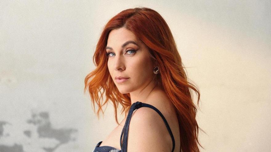 Leire Martínez: "Canto las canciones de La Oreja de Van Gogh con el mismo respeto y cariño que hacía antes"