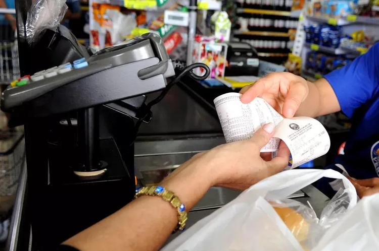 Indaiatuba faz feirão de emprego com 200 vagas para supermercados; veja como participar