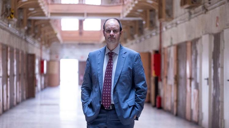 Jon-Mirena Landa, experto en violencia política: "La dictadura se acabó, pero la tortura continuó en España en los 80"