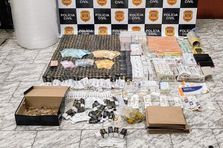 Casal é preso suspeito de vender anabolizantes e medicamentos sem autorização no interior de SP