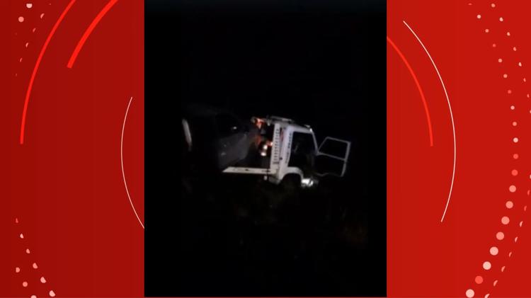 Carro colide com caminhão guincho e deixa dois mortos no interior do Amapá