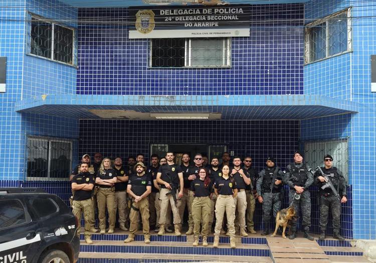Polícia Civil deflagra operação contra o tráfico de drogas e prende uma pessoa em Araripina