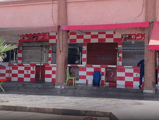 احتقان في صفوف الجزارين بصخور الرحامنة بعد قرار تقليص أيام عمل المجزرة