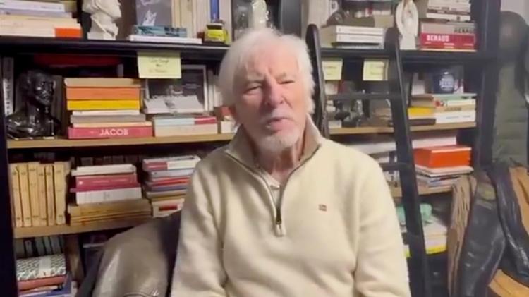 Visé par des rumeurs sur son état de santé, Hugues Aufray monte au front : "Méfiez-vous de ces jeunes escrocs !"