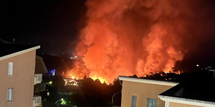 Eosial Viewer, scopri l'algoritmo che consente di visualizzare tutti gli incendi d'Italia