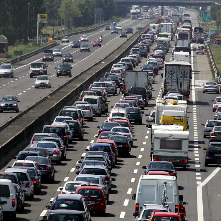 Ponte del 2 giugno, 45 milioni di spostamenti sulle strade