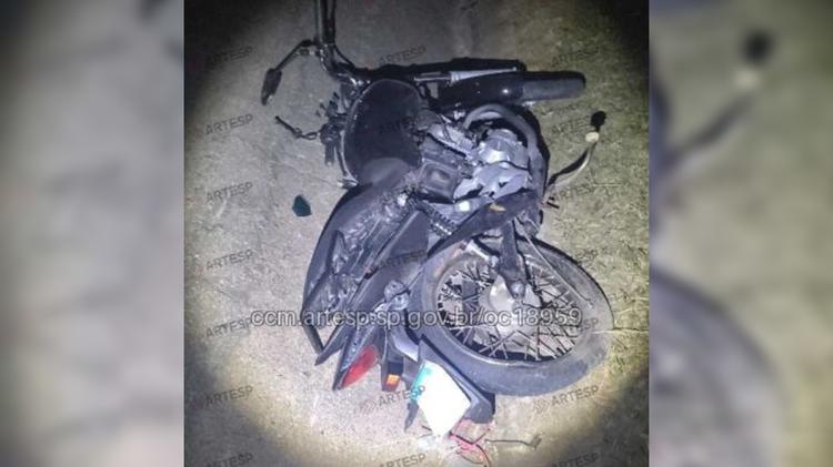 Motociclista morre ao cair e ser atropelado em rodovia de Porto Feliz