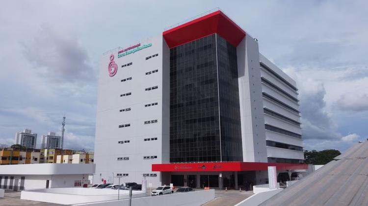 Técnica de enfermagem é presa suspeita de tentar sequestrar recém-nascida em maternidade no PI