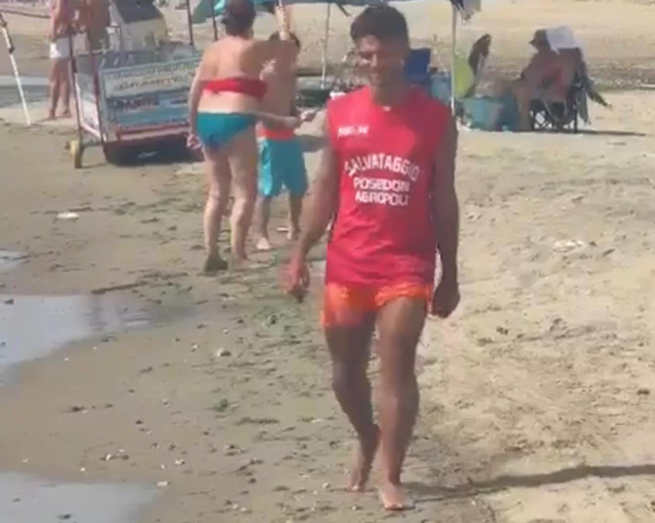 Bambino di 11 anni si allontana in spiaggia ad Agropoli: ritrovato dai bagnini del Lido Venere
