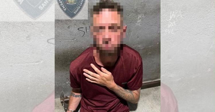 Homem invade residência com faca e é preso em Itapema; suspeita é de que ele tenha cometido estupro minutos antes