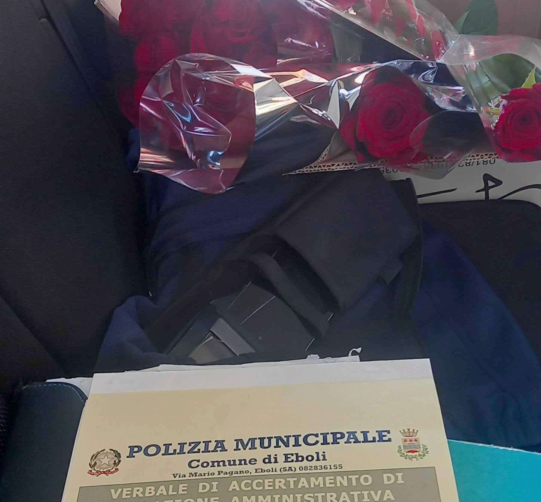 Eboli, controlli sui venditori di fiori abusivi in occasione della Festa della Mamma: sequestri e denunce