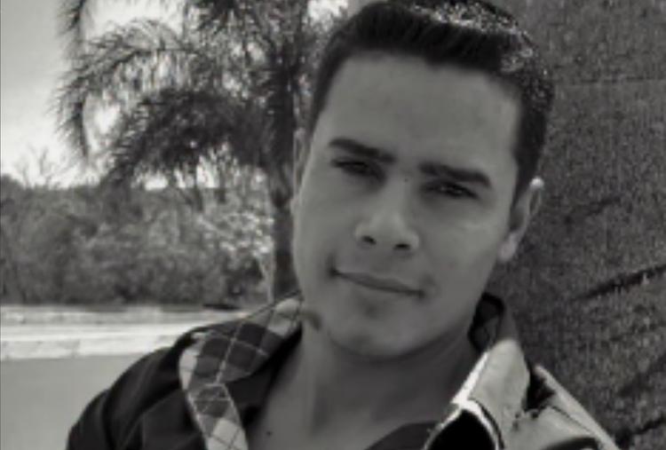 Filho de vereador é assassinado a tiros e outro homem fica ferido em Costa Rica