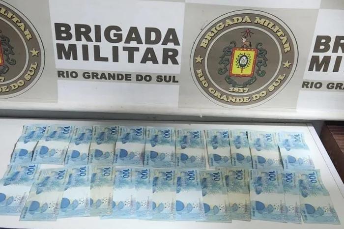 Suspeitos de extorquir cerca de R$ 50 mil de idoso são presos em Carazinho