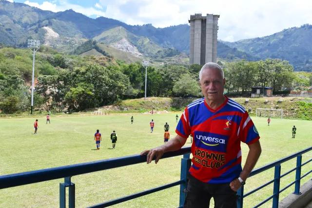 Cartel Violence Gripped a Colombian City. Then Came a Soccer Ministry.