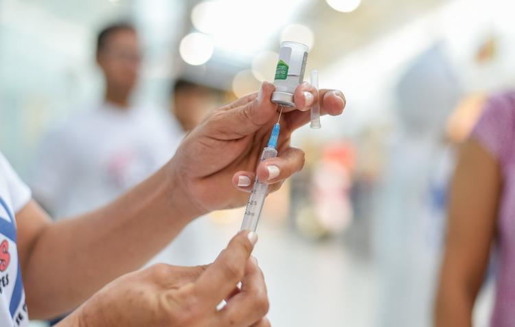 Araçatuba amplia horário de vacinação contra a gripe devido à baixa adesão