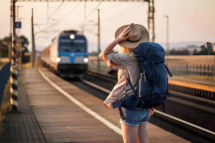 Why Train Travel Works When You Stay Ahead