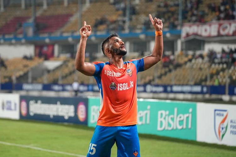 ISL: Injured Tavora out for season