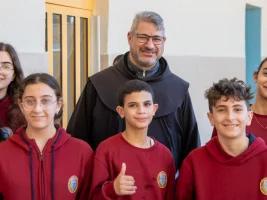Israele: fra Elias (Custodia), “nelle nostre scuole insegniamo che l’altro non è un nemico”. Educare alla convivenza nel tempo della guerra