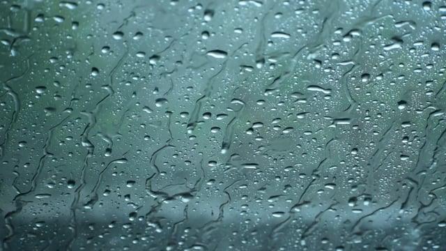 Météo : retour de la pluie et des orages entre dimanche soir  et mardi