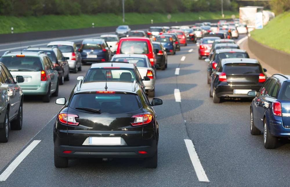 Esodo estivo, traffico intenso nel Salernitano: i dati e la mappa dei flussi in Campania e A2
