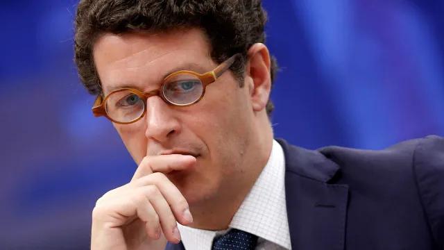 Salles recebe 120 mil votos para senador em SP mesmo após desistir de candidatura