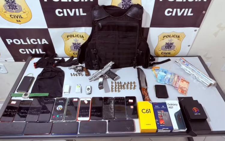Suspeito de roubo morre e outro fica ferido após confronto com policiais militares; terceiro foi preso