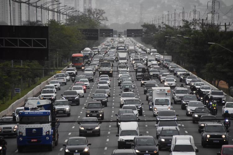 Feriado de 7 de setembro: veja o que abre e fecha em SP; rodízio é suspenso