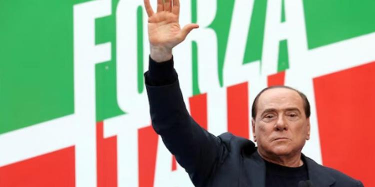 Tentata estorsione a Berlusconi, chiesti 3 anni e 6 mesi per l’ex concorrente del Grande Fratello Giovanna Rigato