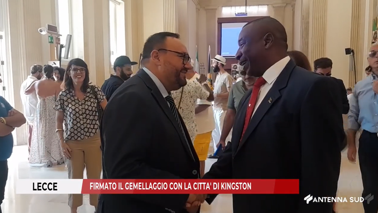 Lecce, firmato il gemellaggio con la città di Kingston