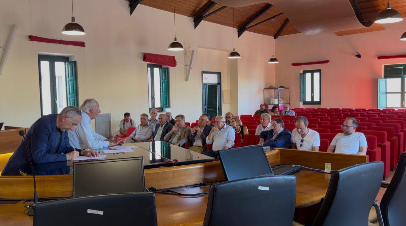 Ospedale di Agropoli, i sindaci respingono l’esposto del Comitato e chiedono una riorganizzazione della sanità a Sud di Salerno