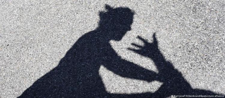 'Evitem se relacionar com homens': fala de chefe de polícia a mulheres causa polêmica na Alemanha