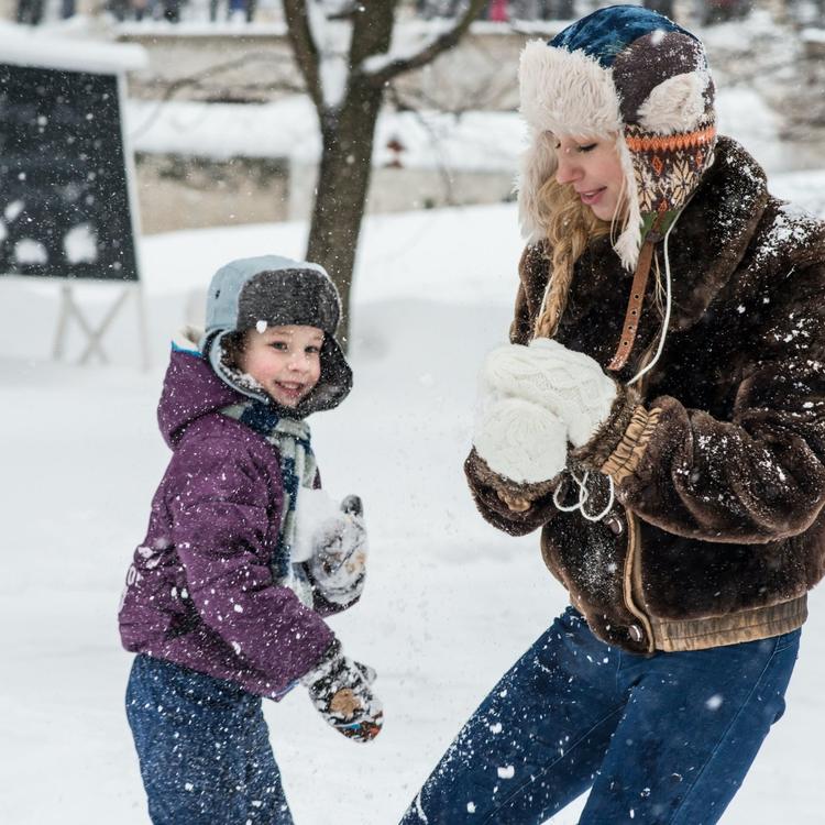 FAMILLE : Des jeux à faire en hiver avec les enfants