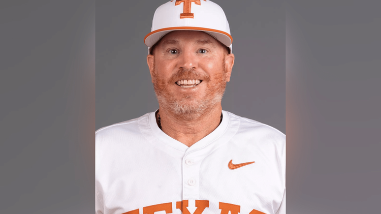 Chuck Box leaving post at Texas to head Jackson Academy baseball team