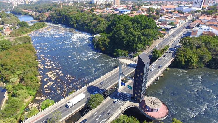 Pontos turísticos de Piracicaba continuam sem manutenção pública após tentativa de concessão