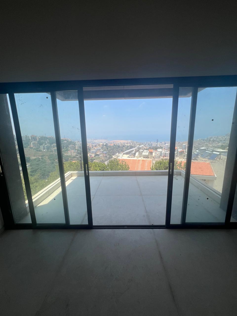 For Sale: Apartment in Tilal Ain Saadeh