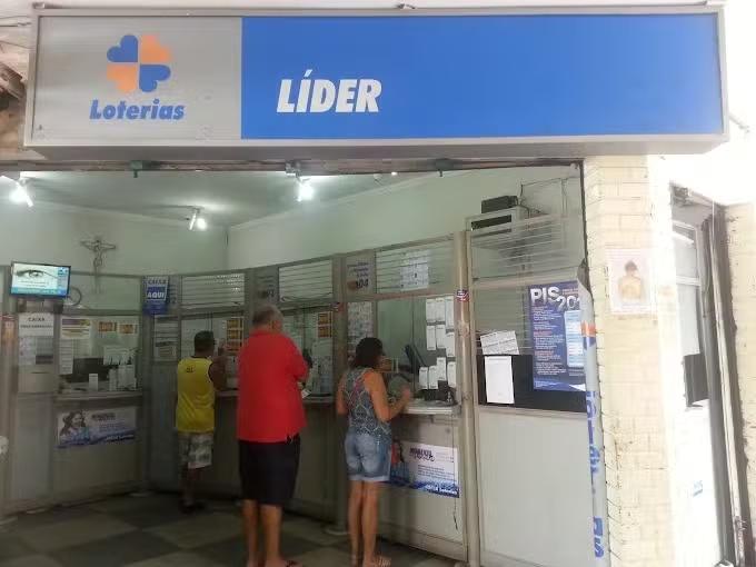 Policiais penais da PB fazem bolão e ganham R$ 4,4 milhões na Lotofácil da Independência