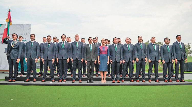 Mundial 2026: El Tri jura lealtad a la patria ante Claudia Sheinbaum en el CAR