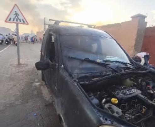 حريق مهول يلتهم محلا ويتسبب في احتراق عربات وسيارة بمراكش