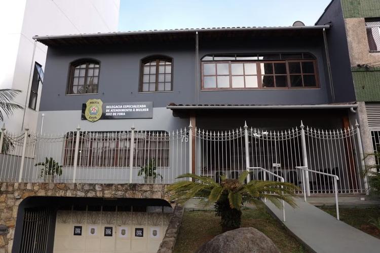 Número de mulheres com medidas protetivas monitoradas dobra e bate recorde em Juiz de Fora