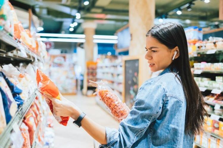 «&nbsp;700 euros gagnés par an&nbsp;»&nbsp;: c’est quoi faire ses courses «&nbsp;à l’envers&nbsp;», la technique qui rapporte gros&nbsp;?