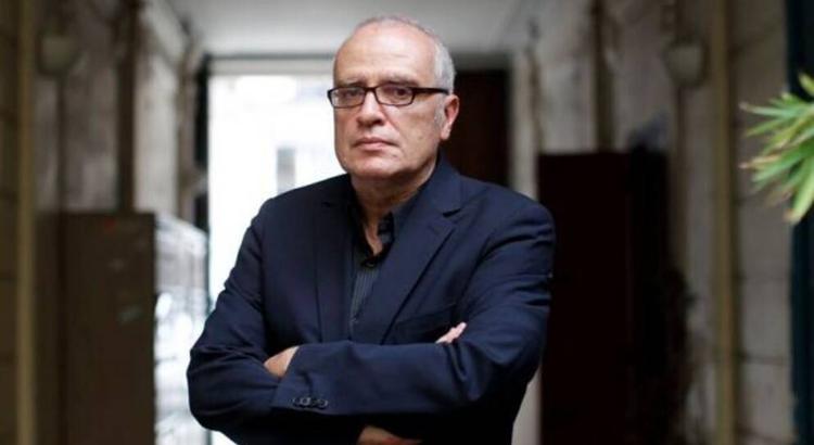La letteratura non ci salva dalla morte ma ci permette di sospendere il tempo