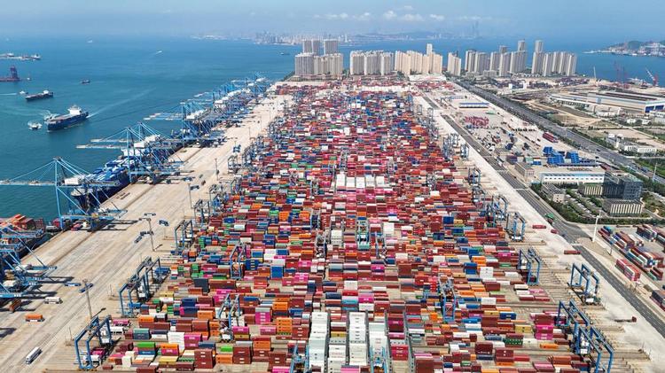 La Cina vara la legge anti-disaccoppiamento: cos'è e perché rischia di essere un boomerang