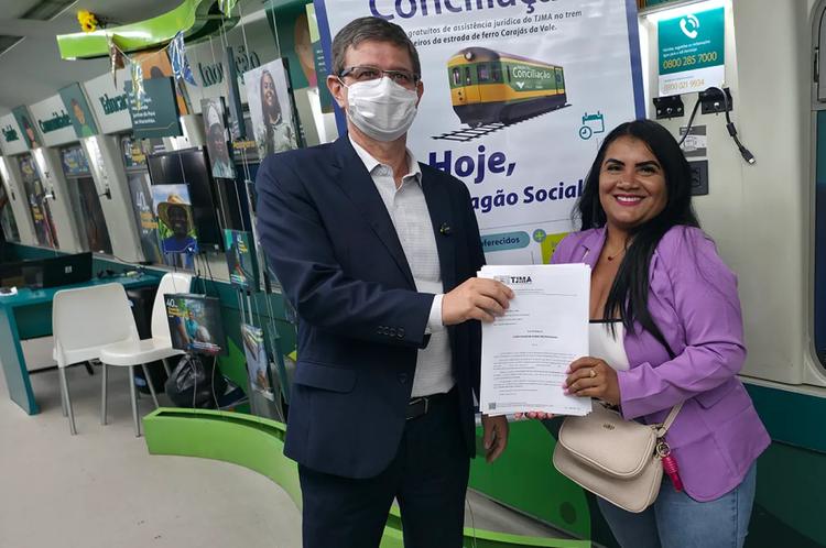 Mulher consegue consegue divórcio, união estável e reconhecimento de paternidade em viagem de trem no MA