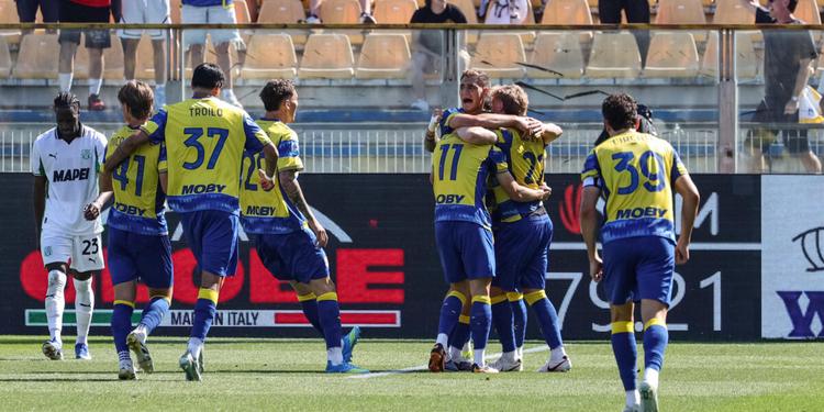 Il Parma chiude in bellezza: Pellegrino firma l'1-0 nel derby contro il Sassuolo
