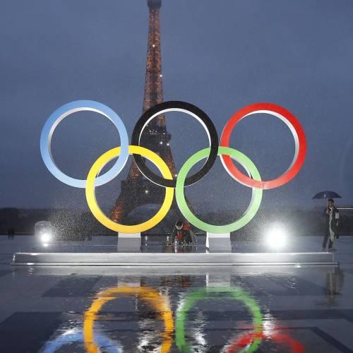 Olimpiadi di Parigi 2024, rubati i piani di sicurezza: scatta l'allarme