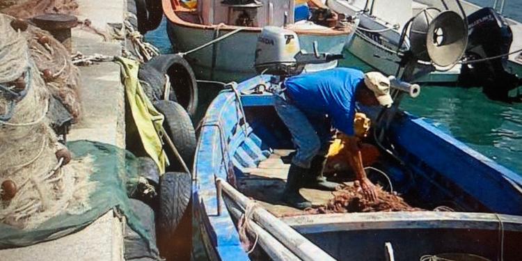 Caro carburanti, verso lo "sciopero bianco" dei pescatori siciliani?. Possibile una manifestazione nello stretto di Messina